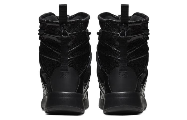Nike Tanjun High Rise