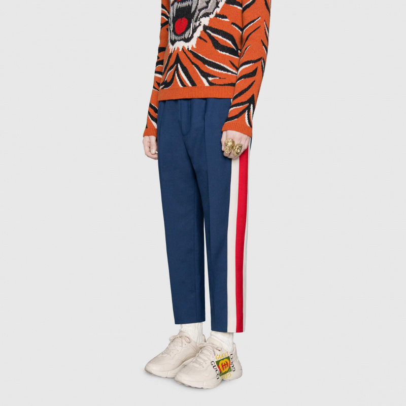 GUCCI Rhyton g logo