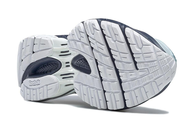 Reebok Road Modern Premier