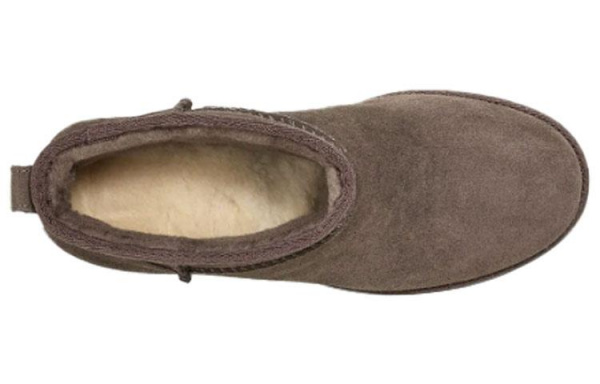 UGG Classic Femme Mini