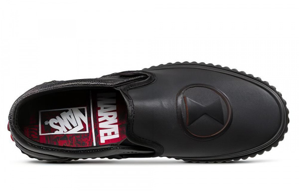 MARVEL x Vans slip-on