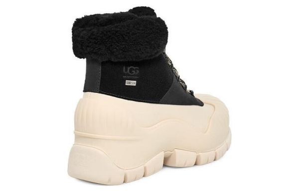 UGG