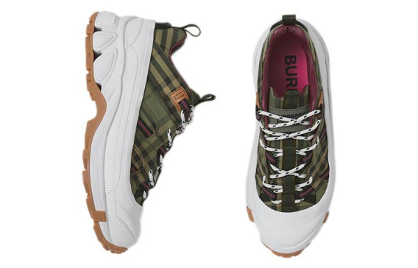 Burberry Arthur