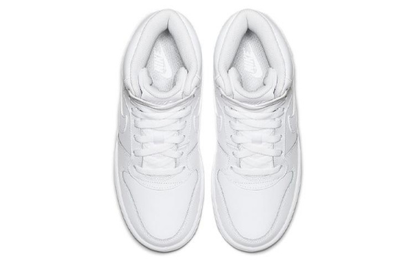 Nike EBERNON Mid