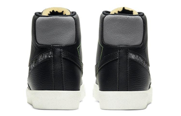 Nike Blazer 77