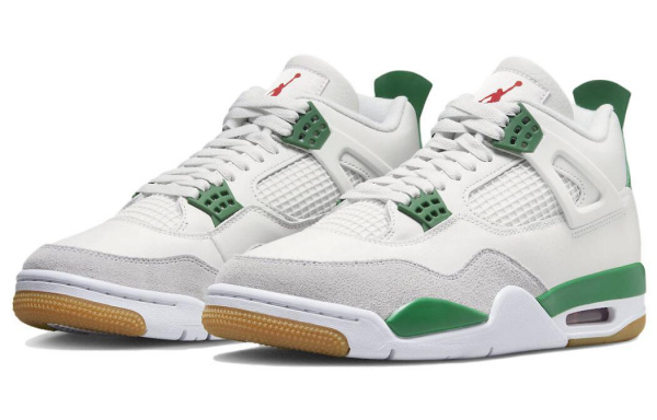 Nike SB x Jordan Air Jordan 4 "Pine Green"