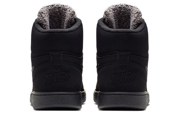 Nike EBERNON Mid SE
