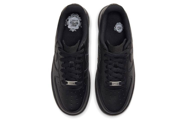 Nike Air Force 1 Low triple black