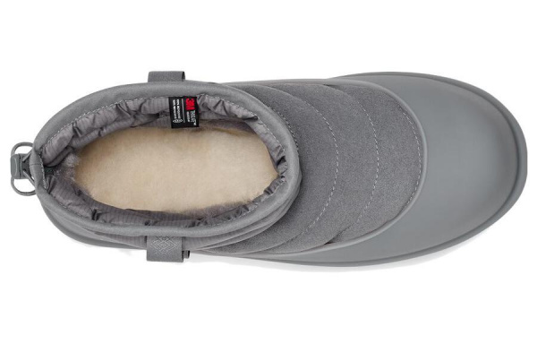 UGG CLASSIC MINI