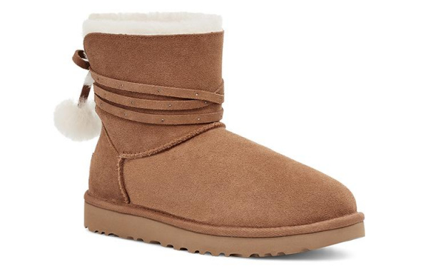 UGG Mini Bailey Bow Pom