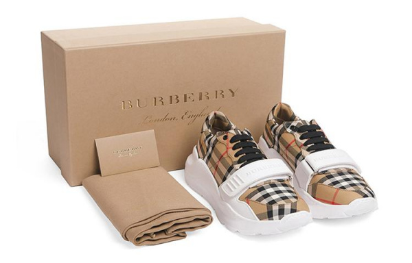 Burberry Vintage 2020SS