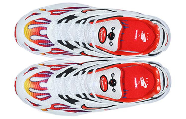 Supreme x Nike Zm Streak Spectrum Plus