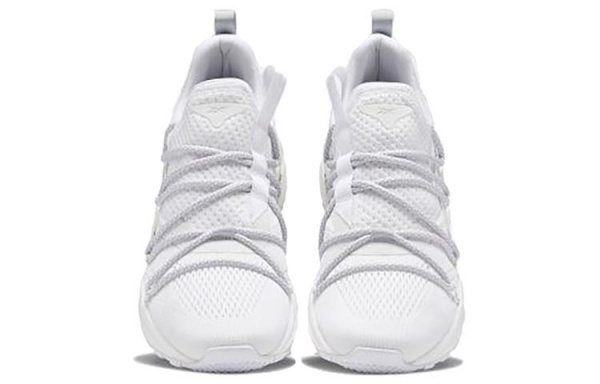 Reebok Trideca 200