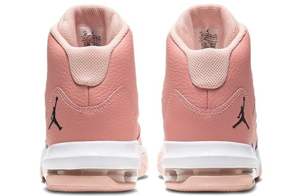 Jordan Max Aura GS